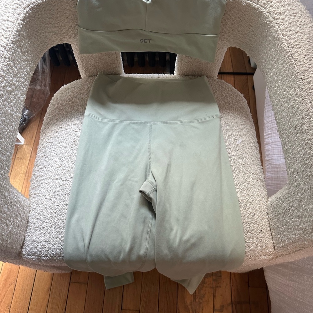 SET ACTIVE luxform light green set